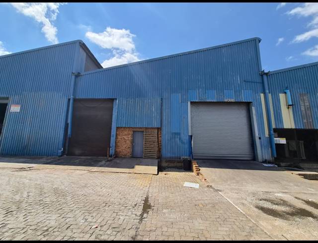 750M² WAREHOUSE TO LET IN WADEVILLE